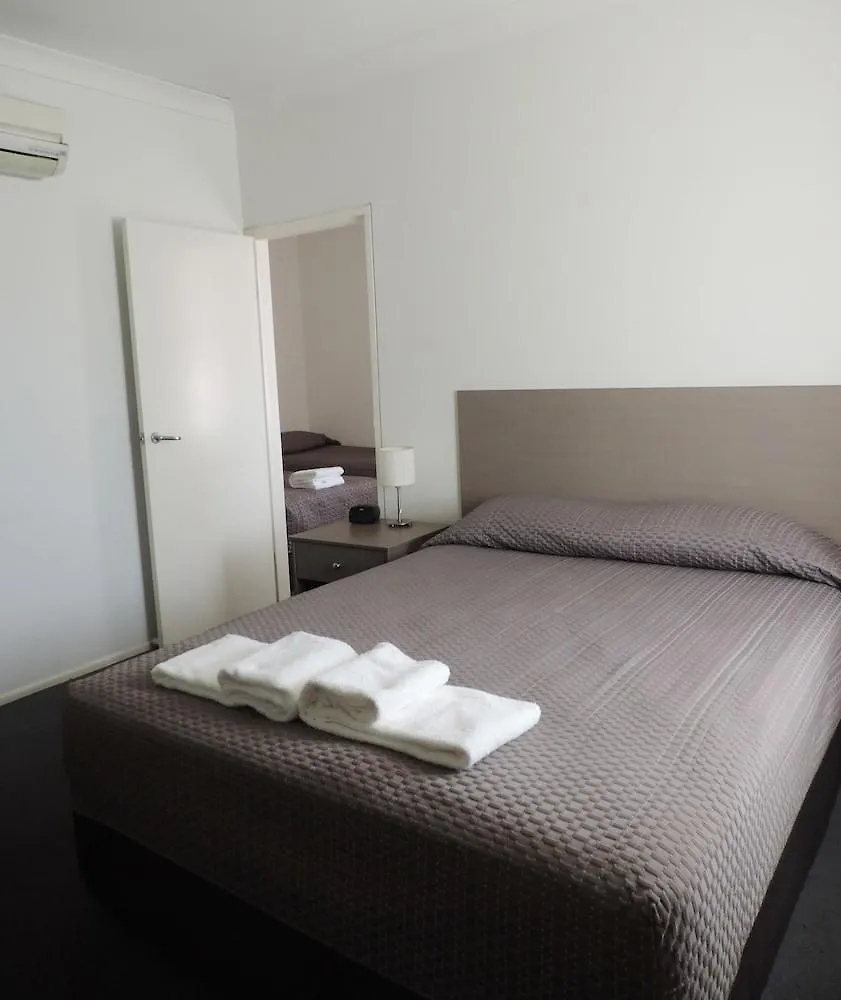 Burke & Wills Mt Isa Motel Mount Isa 4*,